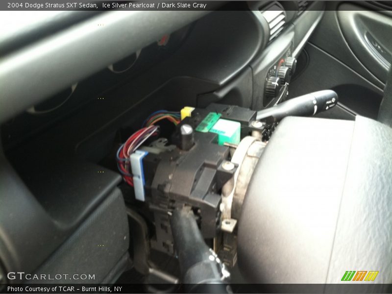 Ice Silver Pearlcoat / Dark Slate Gray 2004 Dodge Stratus SXT Sedan