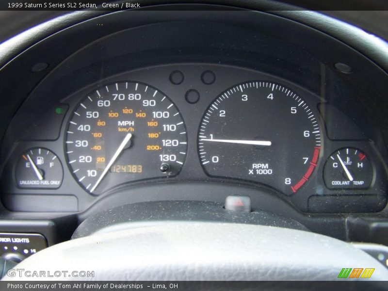 Green / Black 1999 Saturn S Series SL2 Sedan