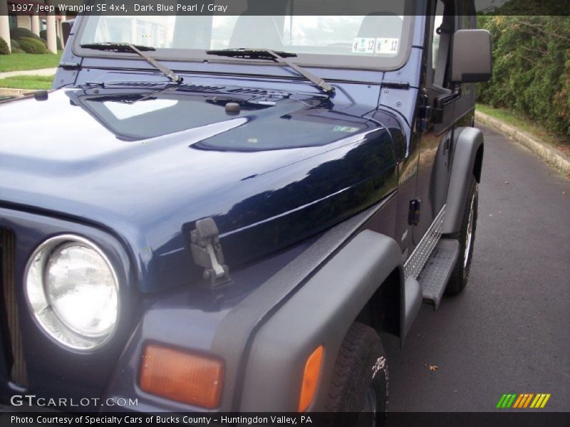 Dark Blue Pearl / Gray 1997 Jeep Wrangler SE 4x4