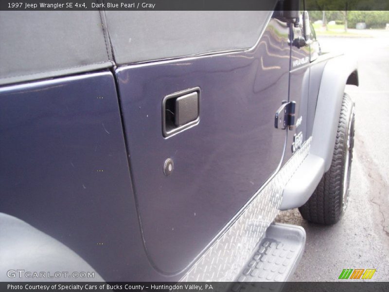 Dark Blue Pearl / Gray 1997 Jeep Wrangler SE 4x4