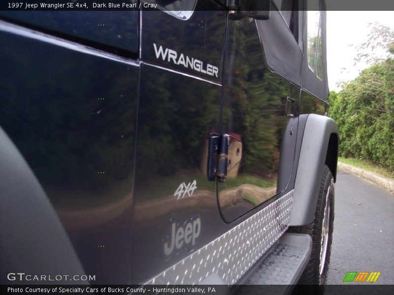 Dark Blue Pearl / Gray 1997 Jeep Wrangler SE 4x4