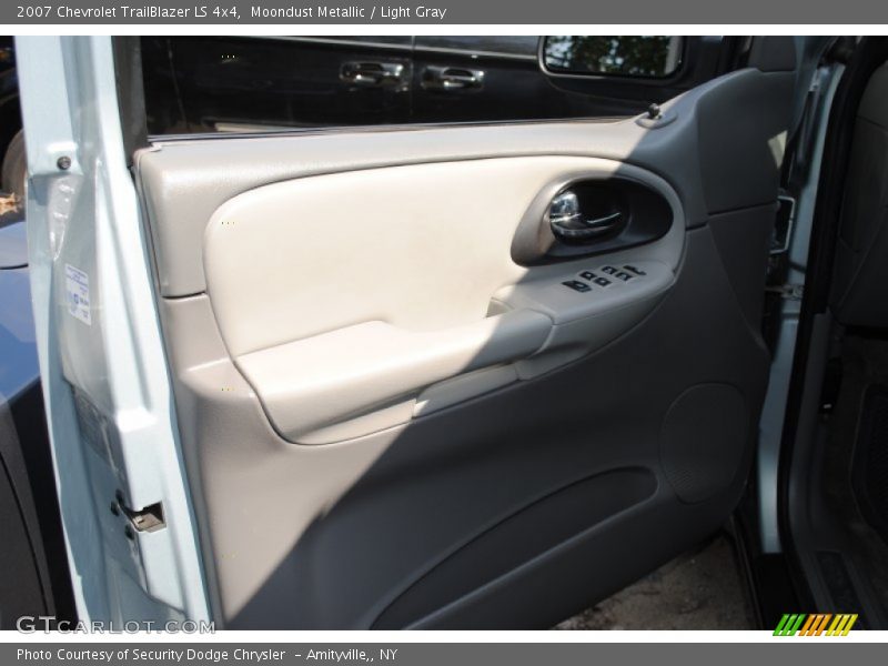 Moondust Metallic / Light Gray 2007 Chevrolet TrailBlazer LS 4x4