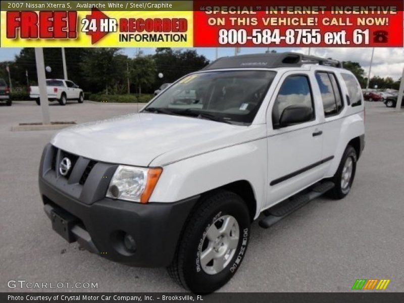 Avalanche White / Steel/Graphite 2007 Nissan Xterra S