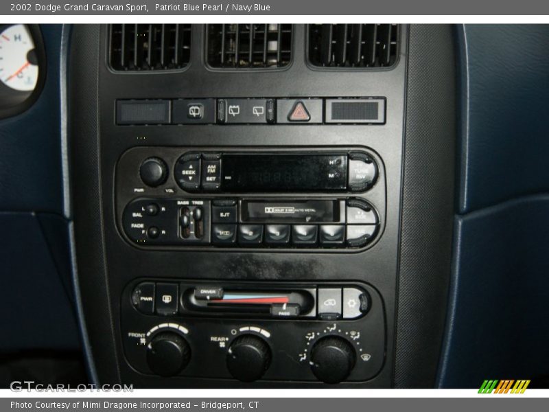 Patriot Blue Pearl / Navy Blue 2002 Dodge Grand Caravan Sport