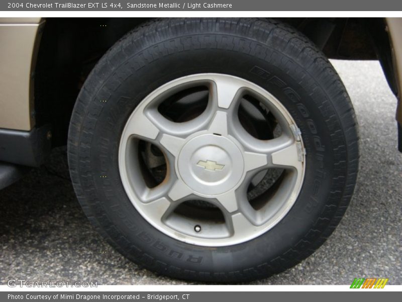Sandstone Metallic / Light Cashmere 2004 Chevrolet TrailBlazer EXT LS 4x4