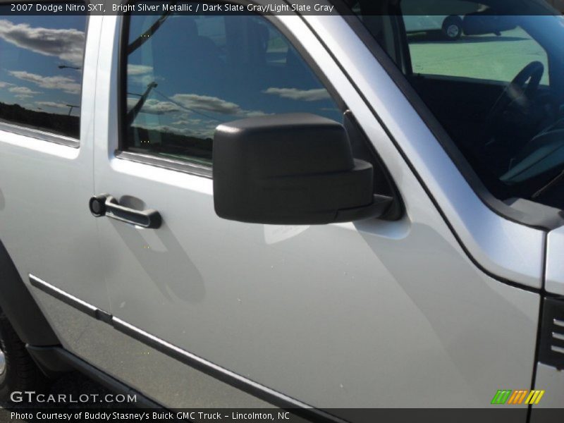 Bright Silver Metallic / Dark Slate Gray/Light Slate Gray 2007 Dodge Nitro SXT