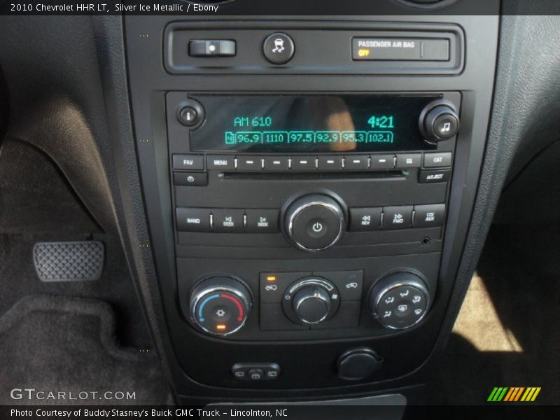 Silver Ice Metallic / Ebony 2010 Chevrolet HHR LT
