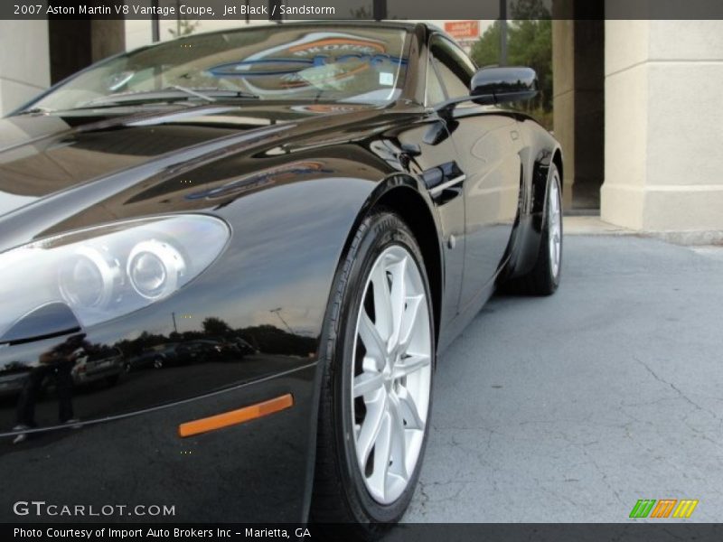 Jet Black / Sandstorm 2007 Aston Martin V8 Vantage Coupe