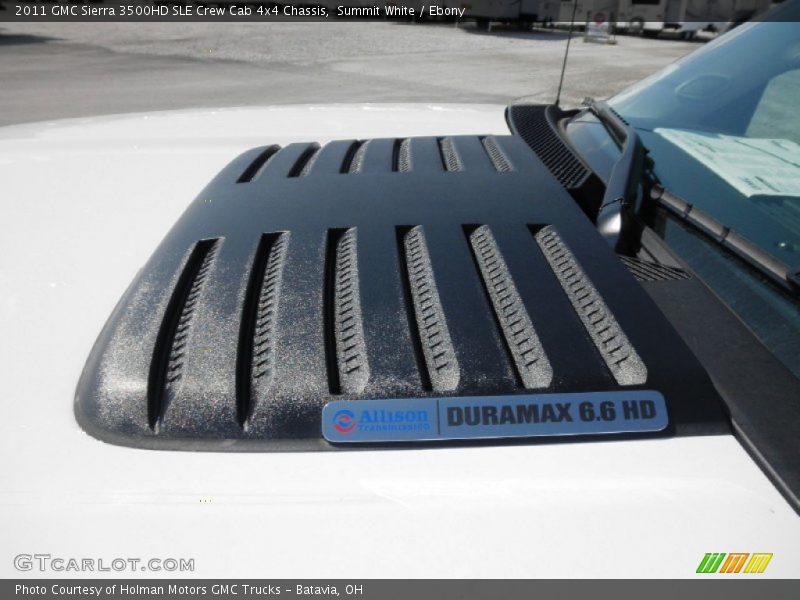 Summit White / Ebony 2011 GMC Sierra 3500HD SLE Crew Cab 4x4 Chassis