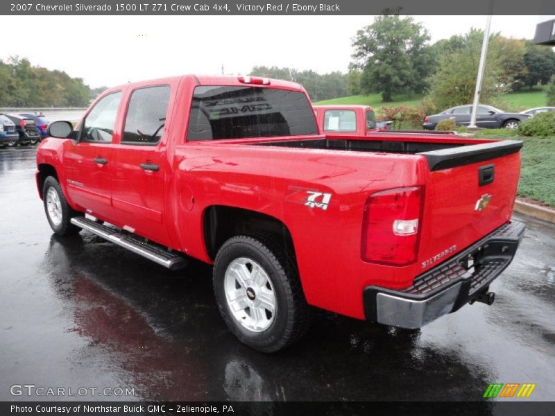 Victory Red / Ebony Black 2007 Chevrolet Silverado 1500 LT Z71 Crew Cab 4x4