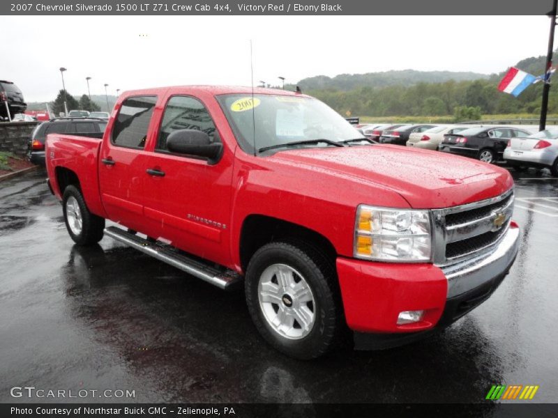 Victory Red / Ebony Black 2007 Chevrolet Silverado 1500 LT Z71 Crew Cab 4x4
