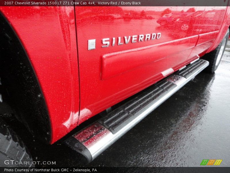 Victory Red / Ebony Black 2007 Chevrolet Silverado 1500 LT Z71 Crew Cab 4x4