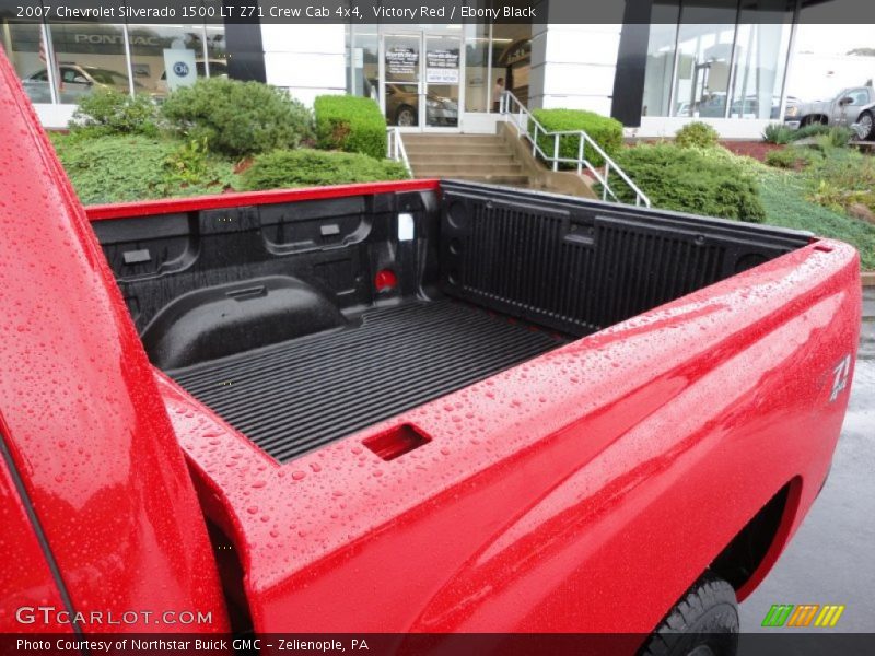 Victory Red / Ebony Black 2007 Chevrolet Silverado 1500 LT Z71 Crew Cab 4x4