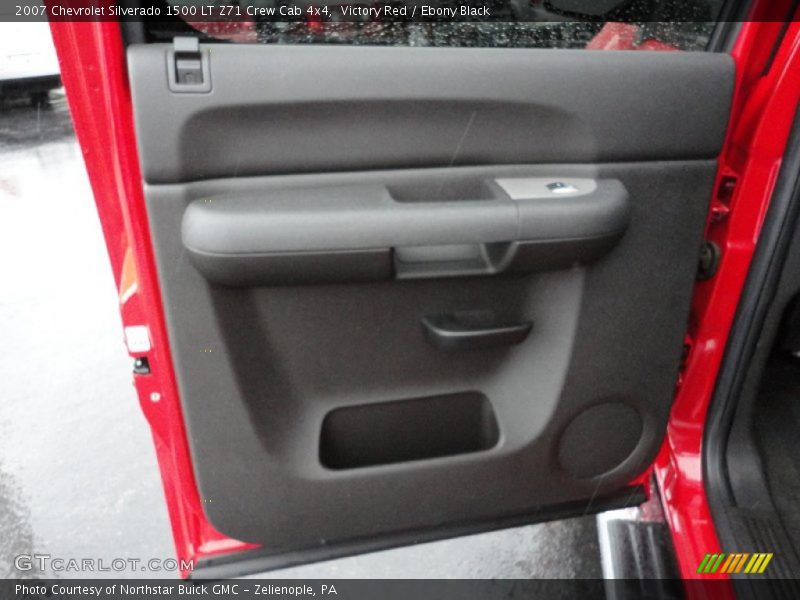 Victory Red / Ebony Black 2007 Chevrolet Silverado 1500 LT Z71 Crew Cab 4x4