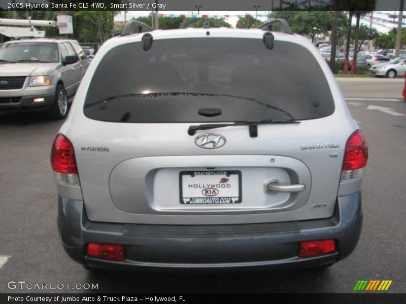 Smart Silver / Gray 2005 Hyundai Santa Fe GLS 4WD