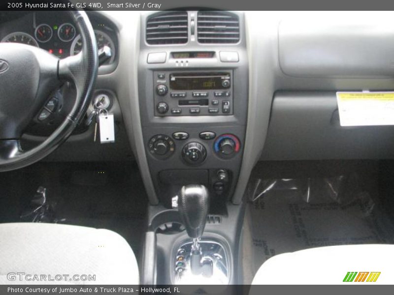 Smart Silver / Gray 2005 Hyundai Santa Fe GLS 4WD