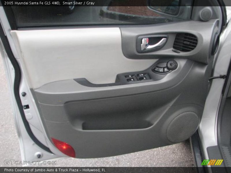 Smart Silver / Gray 2005 Hyundai Santa Fe GLS 4WD