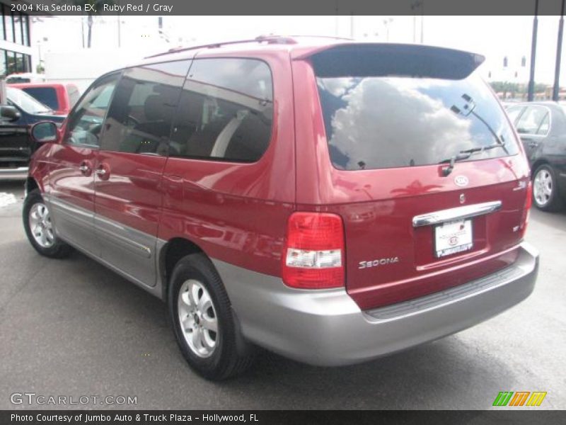 Ruby Red / Gray 2004 Kia Sedona EX