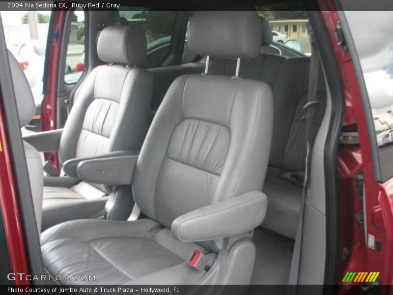 Ruby Red / Gray 2004 Kia Sedona EX