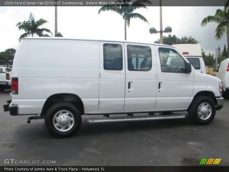 Oxford White / Medium Flint 2010 Ford E Series Van E250 XLT Commericial
