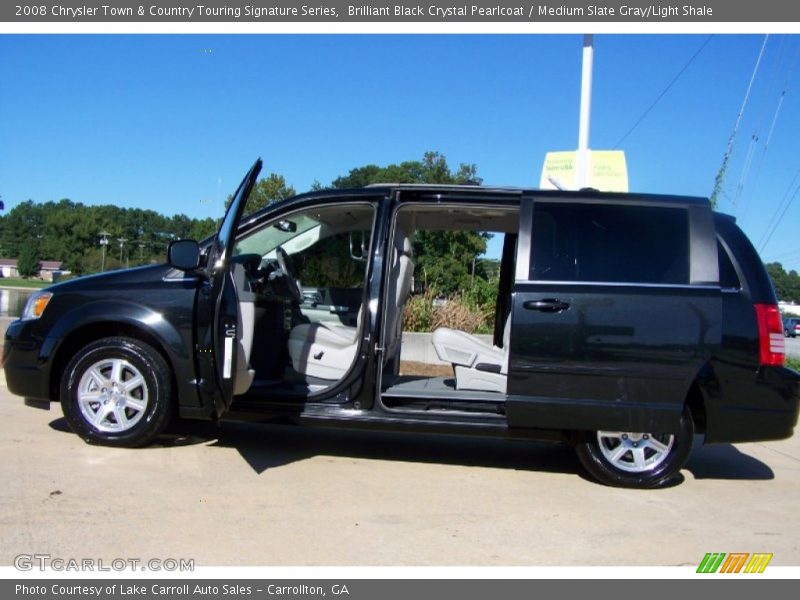 Brilliant Black Crystal Pearlcoat / Medium Slate Gray/Light Shale 2008 Chrysler Town & Country Touring Signature Series