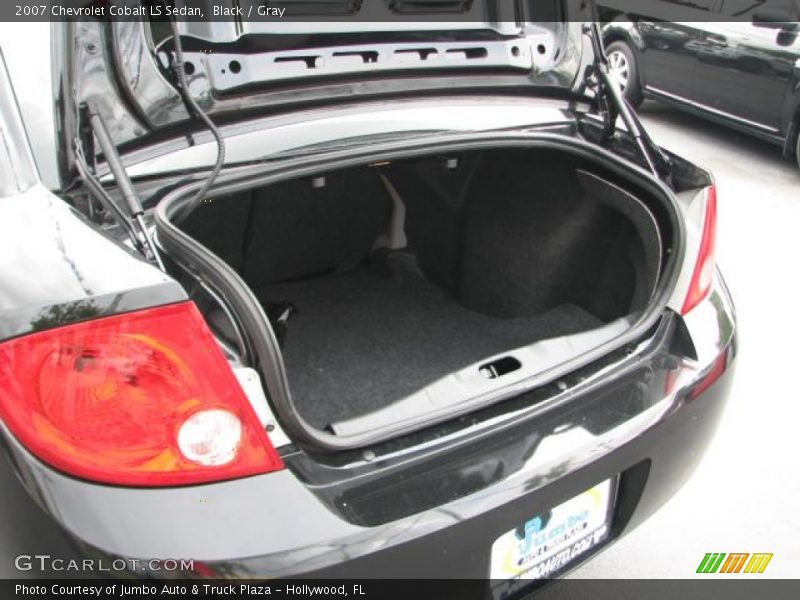 Black / Gray 2007 Chevrolet Cobalt LS Sedan