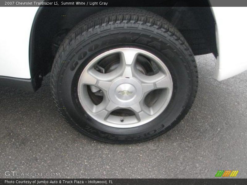 Summit White / Light Gray 2007 Chevrolet TrailBlazer LS