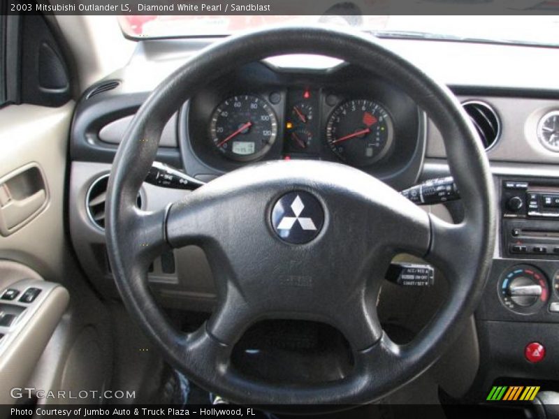 Diamond White Pearl / Sandblast 2003 Mitsubishi Outlander LS