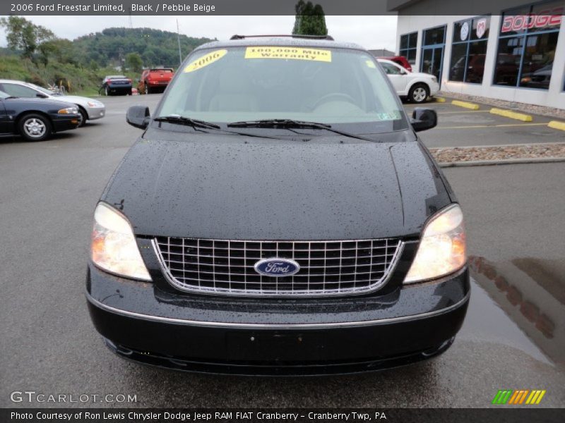 Black / Pebble Beige 2006 Ford Freestar Limited