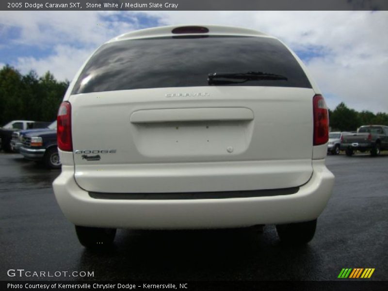 Stone White / Medium Slate Gray 2005 Dodge Caravan SXT