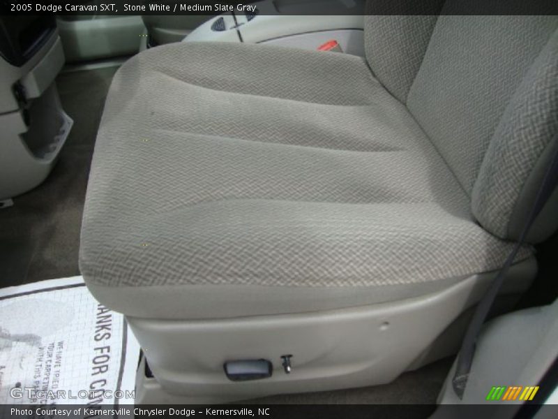 Stone White / Medium Slate Gray 2005 Dodge Caravan SXT