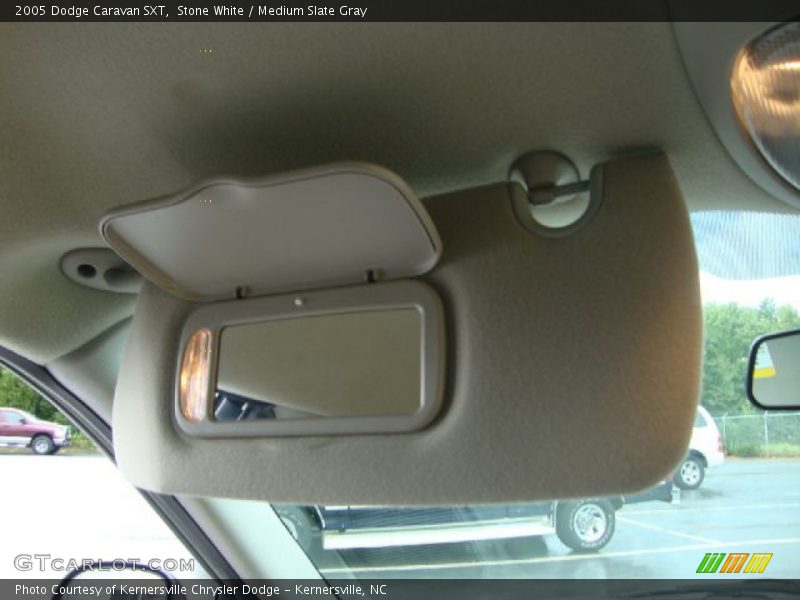 Stone White / Medium Slate Gray 2005 Dodge Caravan SXT