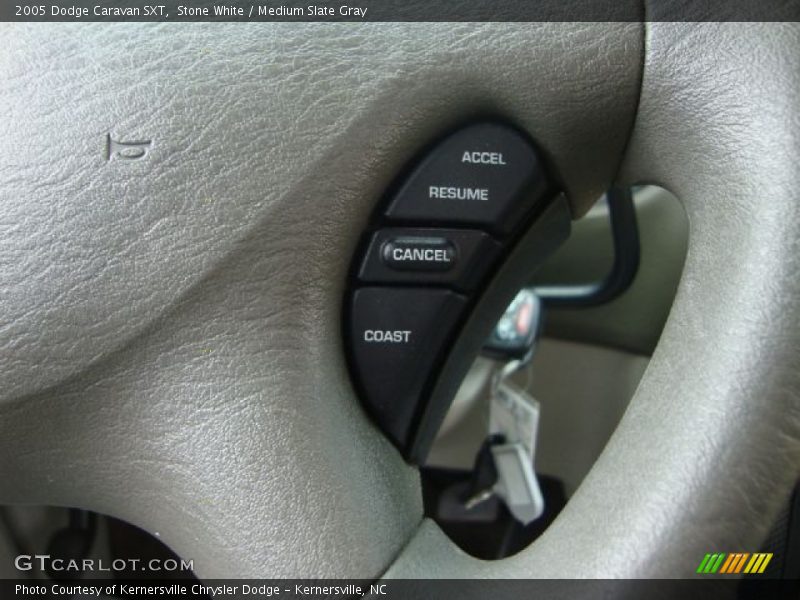 Stone White / Medium Slate Gray 2005 Dodge Caravan SXT