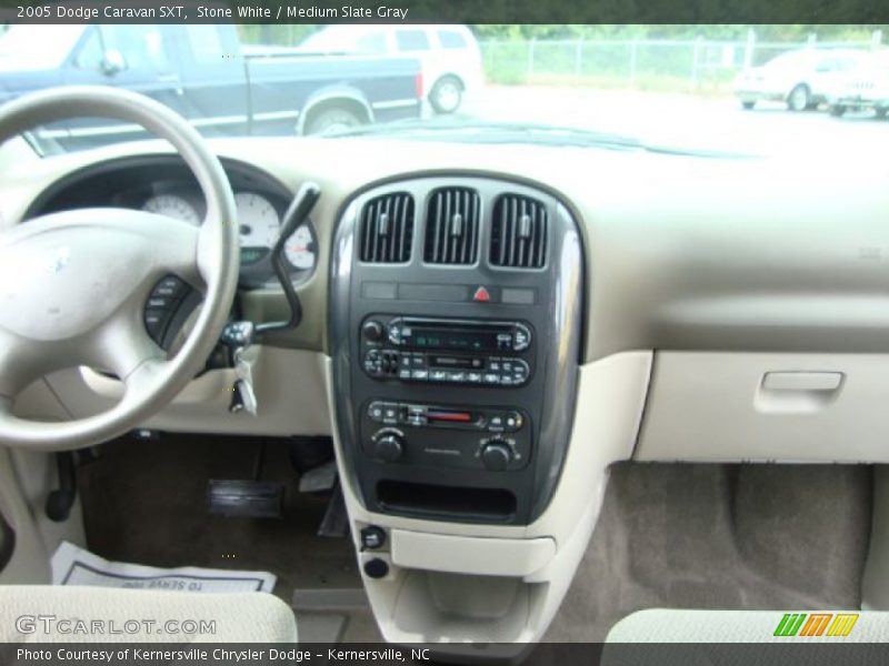 Stone White / Medium Slate Gray 2005 Dodge Caravan SXT