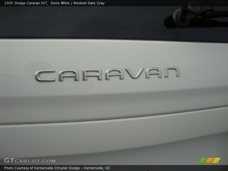  2005 Caravan SXT Logo