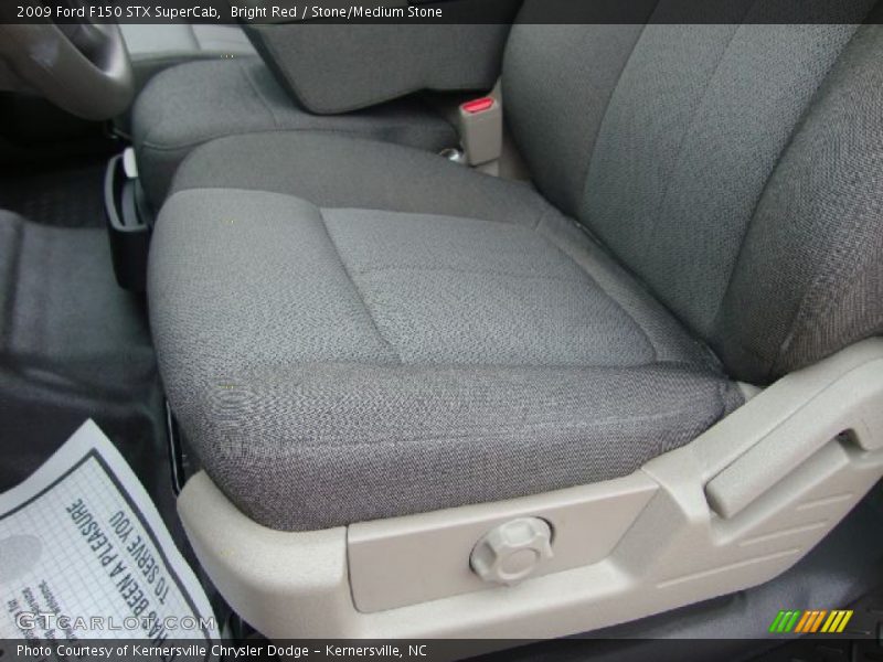  2009 F150 STX SuperCab Stone/Medium Stone Interior