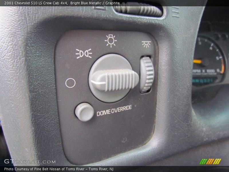 Bright Blue Metallic / Graphite 2001 Chevrolet S10 LS Crew Cab 4x4