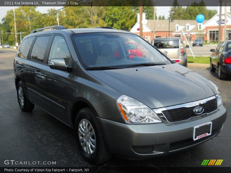 Titanium Silver / Gray 2011 Kia Sedona LX