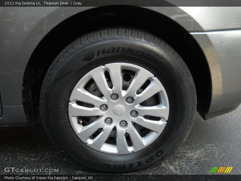 Titanium Silver / Gray 2011 Kia Sedona LX
