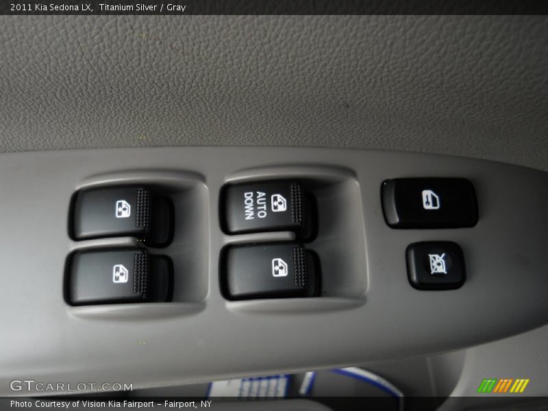 Titanium Silver / Gray 2011 Kia Sedona LX