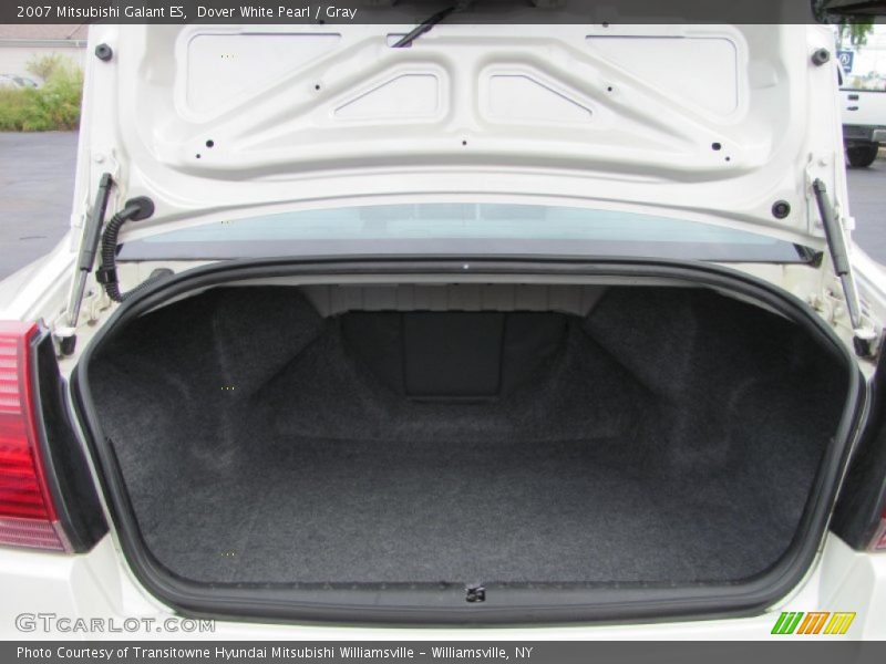 Dover White Pearl / Gray 2007 Mitsubishi Galant ES