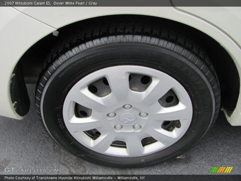 Dover White Pearl / Gray 2007 Mitsubishi Galant ES