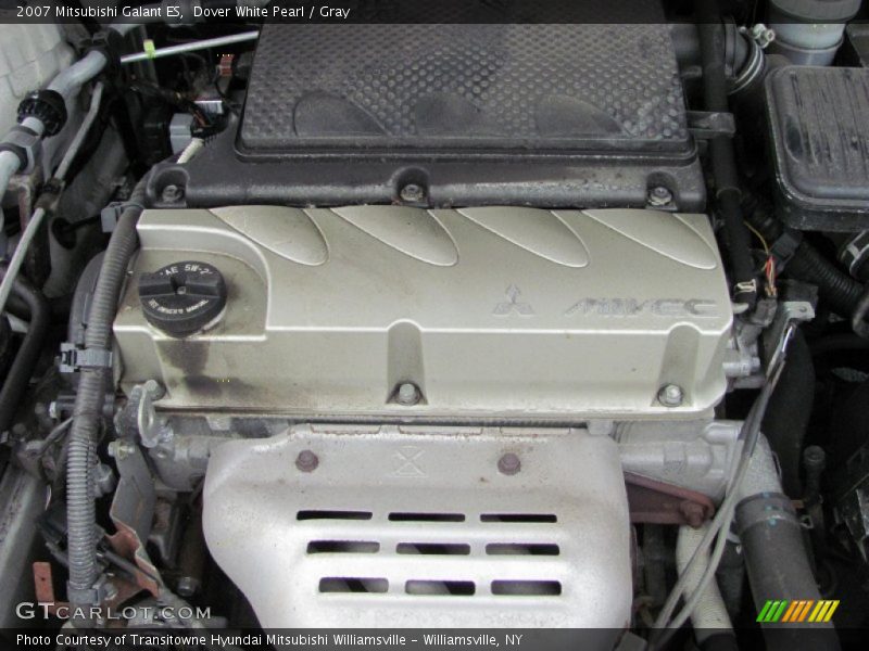 Dover White Pearl / Gray 2007 Mitsubishi Galant ES
