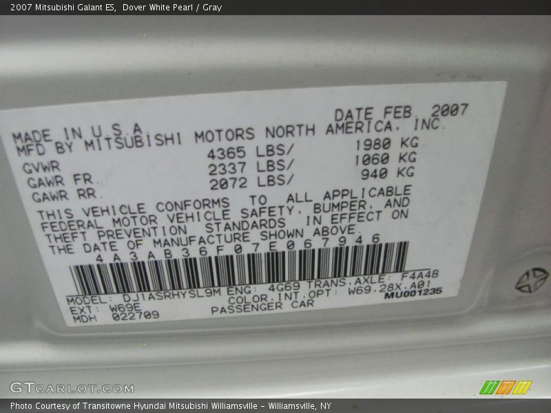 Dover White Pearl / Gray 2007 Mitsubishi Galant ES