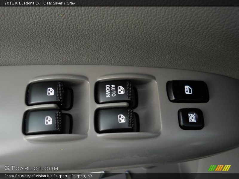 Clear Silver / Gray 2011 Kia Sedona LX