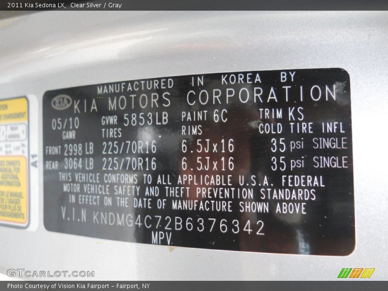 Clear Silver / Gray 2011 Kia Sedona LX