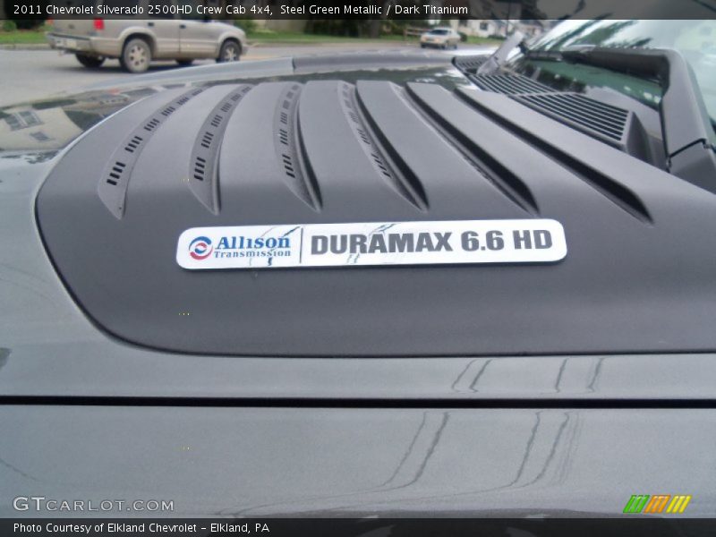 2011 Silverado 2500HD Crew Cab 4x4 Logo