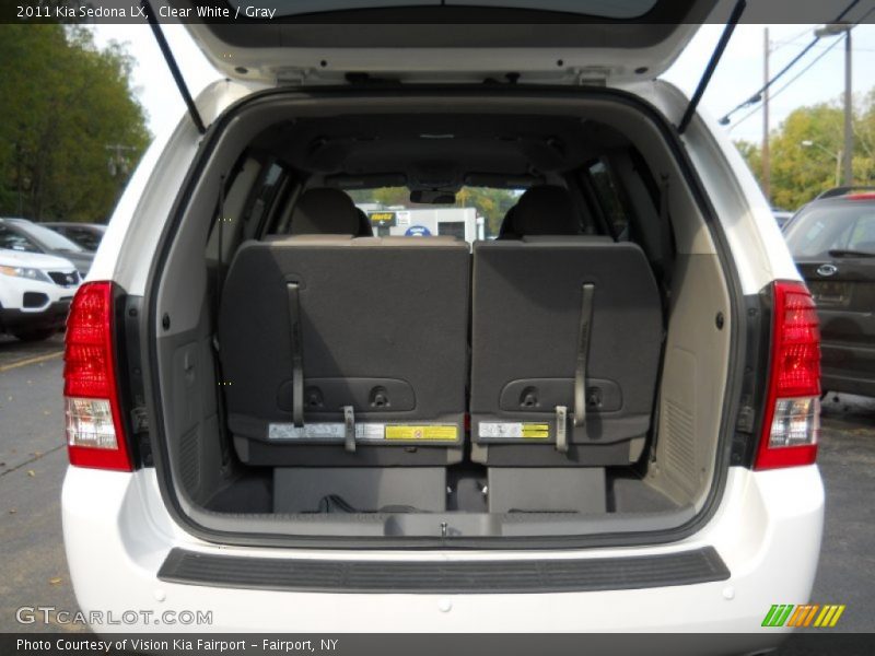 Clear White / Gray 2011 Kia Sedona LX