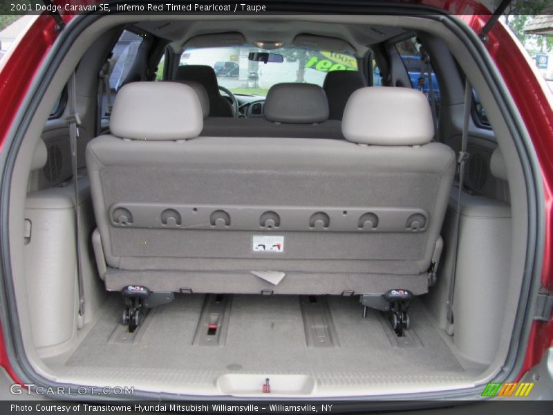 Inferno Red Tinted Pearlcoat / Taupe 2001 Dodge Caravan SE