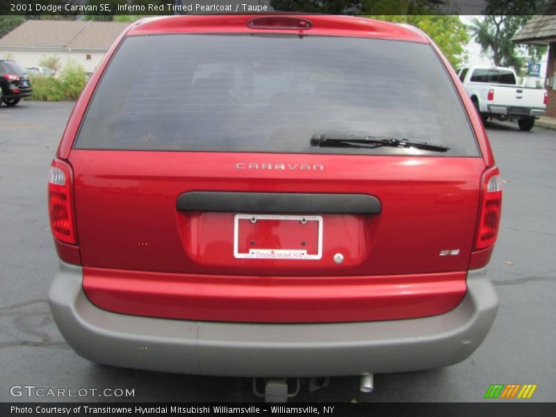 Inferno Red Tinted Pearlcoat / Taupe 2001 Dodge Caravan SE